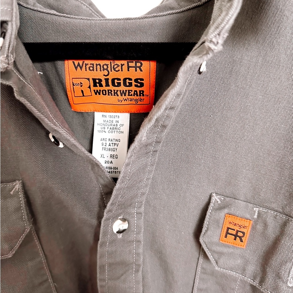 Men’s FR Button Up - Picture 2 of 2